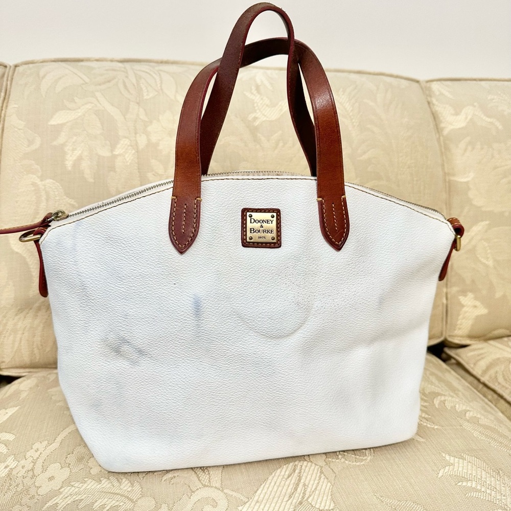 Vintage Dooney and Bourke White leather bag